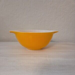 Vintage Pyrex Orange Yellow Cinderella Nesting Mixing Bowl 442  1-1/2 Qt